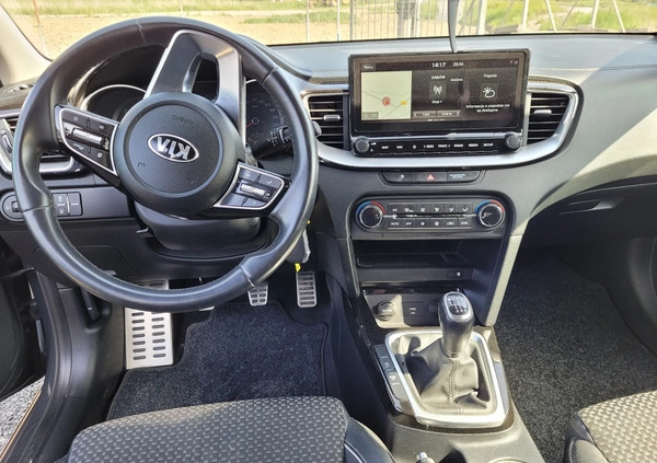 Kia Ceed cena 47900 przebieg: 63000, rok produkcji 2020 z Kraków małe 352